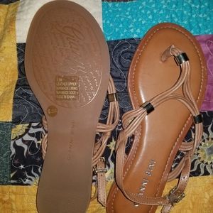 Gianni Bini sandals